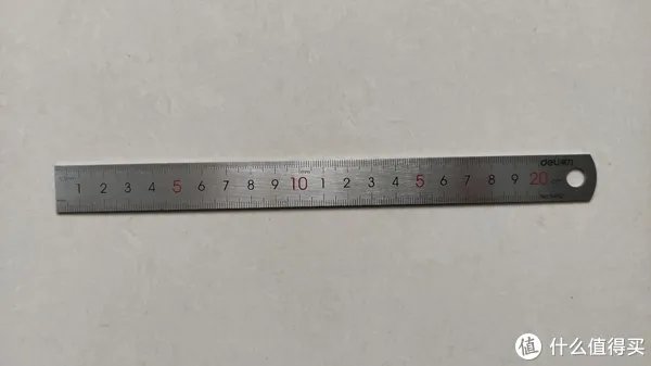 日常开箱晒单 篇八十四:得力20CM不锈钢直尺体验