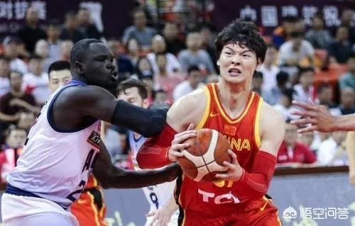 中国男篮热身赛对战NBL联队,你认为谁表现最出色?