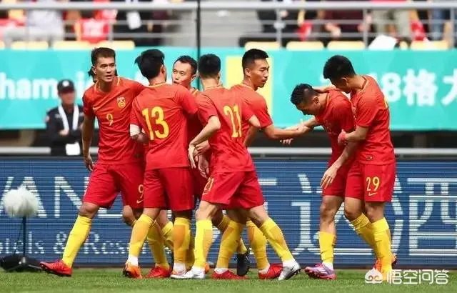 李毅微博发怒后,再发文“没有国家荣誉感就不配代表国家队出战”,你怎么看?