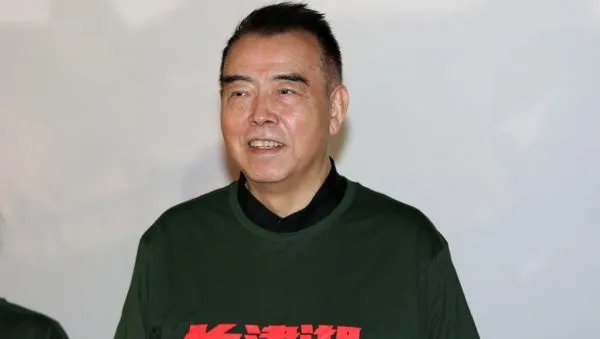 陈凯歌撰文谈《长津湖》,表示写戏先写人,作为导演他的能力如何?