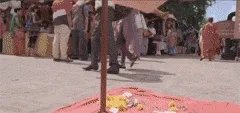人体漂浮魔术是怎样做到的?