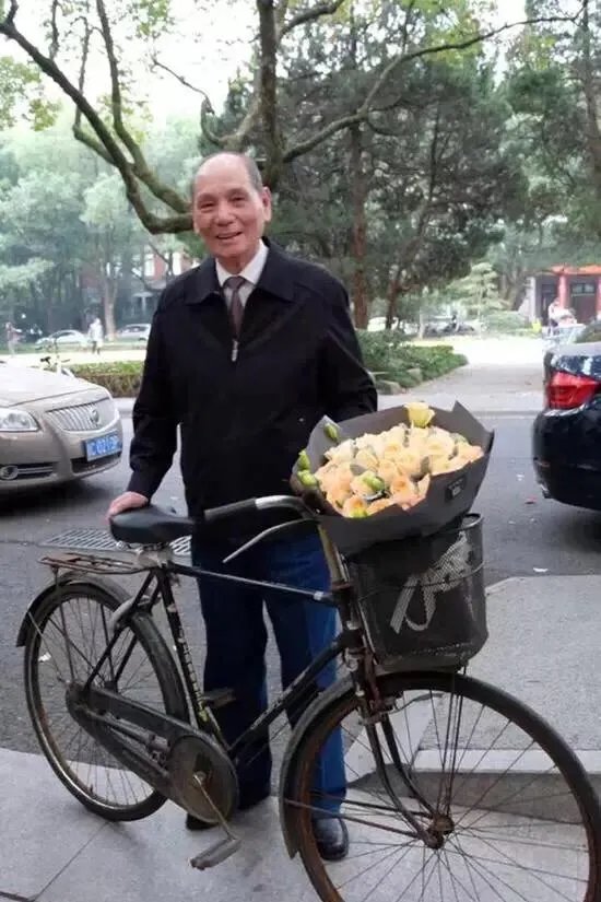 蒋克铸老教授是一个怎样的人