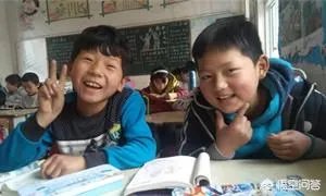 如何看待黑龙江女副校长和学生对骂这件事?