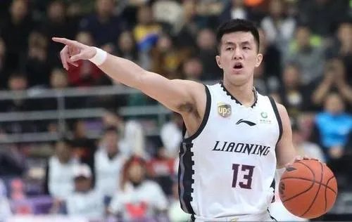 郭艾伦昨晚在对阵福建时拿到46分,打出了NBA级别的水准!他会不会进军NBA呢?