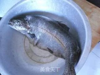 烧虹鳟鱼