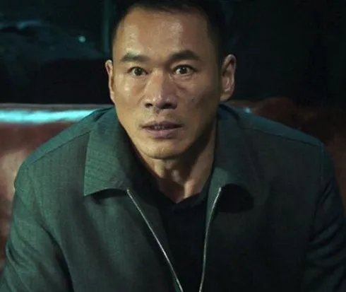 甩棍是谁