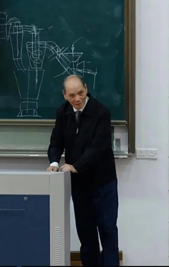 蒋克铸老教授是一个怎样的人